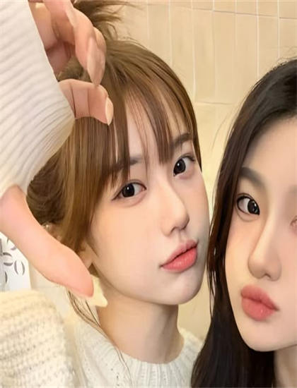 未删减版：《灰姑娘情意结》场景布置分析：环境设计与主题呼应探讨